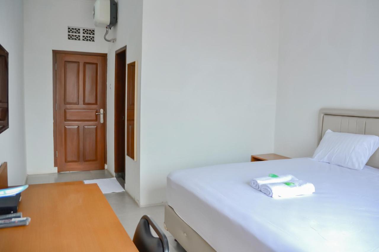 Bumi Ciboled Mitra Reddoorz Near Gerbang Tol Pamulihan Jatinangor Exterior foto